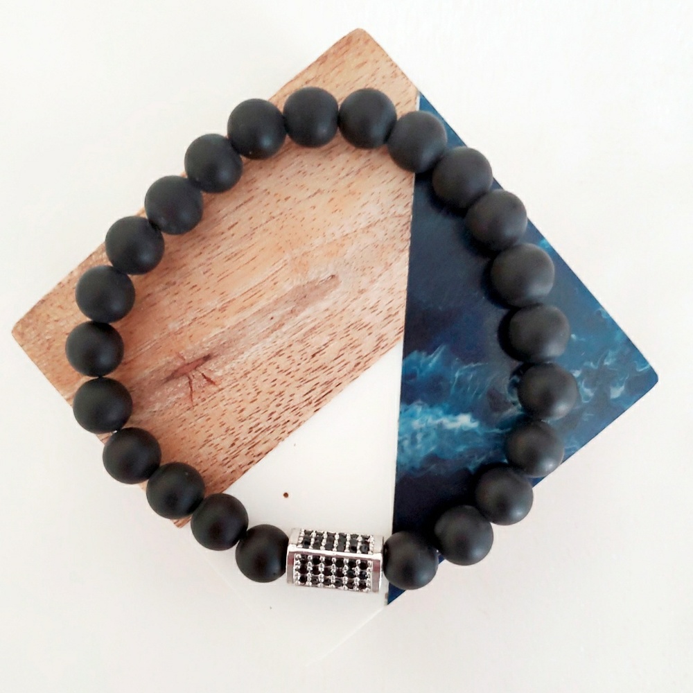 Crystal Healing Bracelet: Black Onyx